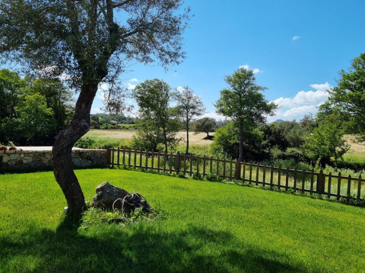 Lu Antu Alloggi Agrituristici Arzachena Εξωτερικό φωτογραφία